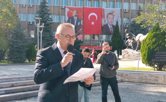 Uşak CHP İl Başkanı Ali Karaoba: Yaşasın Cumhuriyet, Yaşasın Tam bağımsız Türkiye