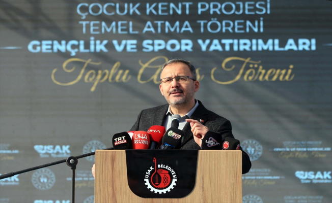 Gençlik ve Spor Bakanı Kasapoğlu, Uşak'ta