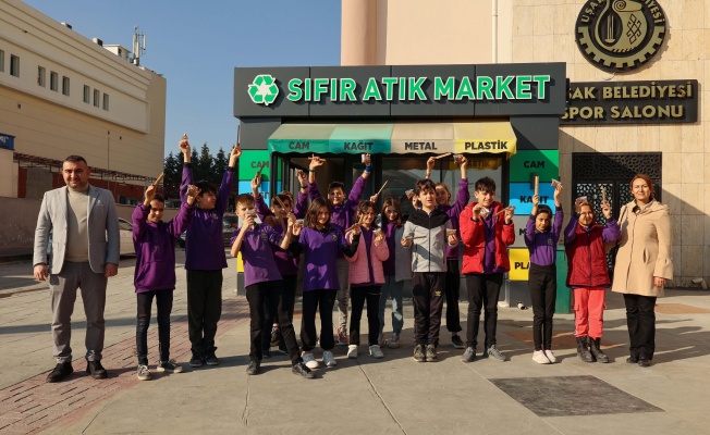 Uşak Belediyesi Sıfır Atık Market Minik Ziyaretçilerini Ağırladı