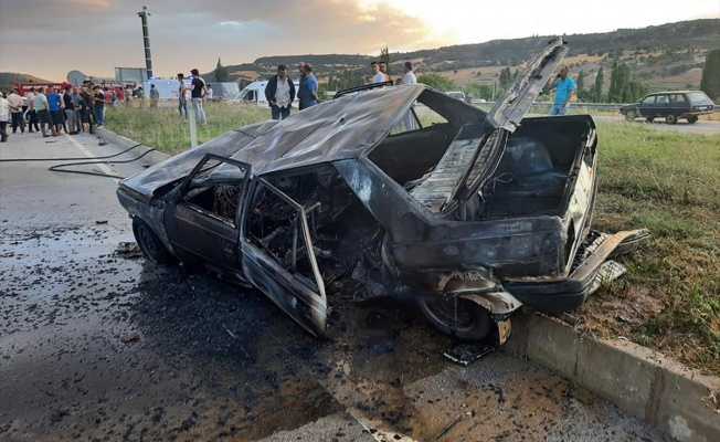 Gediz'de Trafik Kazası 6 Kişi Yaralandı