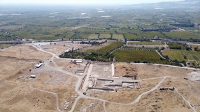 Buldan'daki Tripolis antik kentinde 1500 yıllık taş kesme atölyesi ortaya çıkarıldı